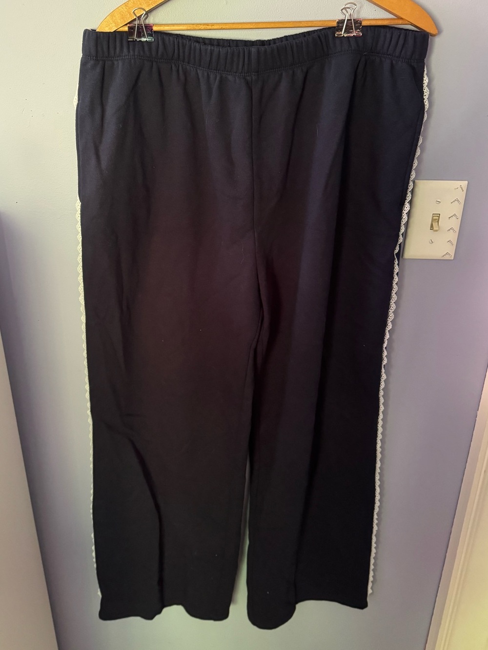 🦋No Boundaries sweatpants🦋